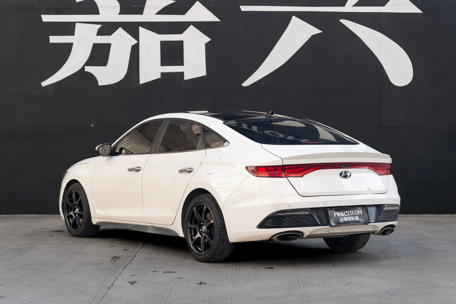 现代菲斯塔 · MST 710 轮毂装车实拍，第3张