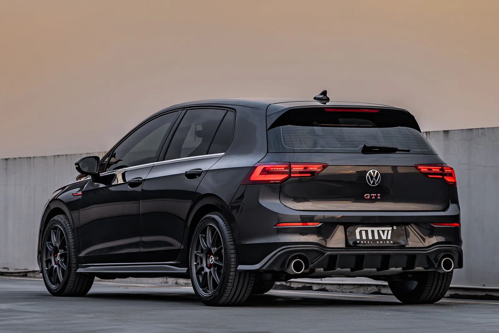 大众高尔夫八代GTI · FF 007 轮毂装车实拍，第5张