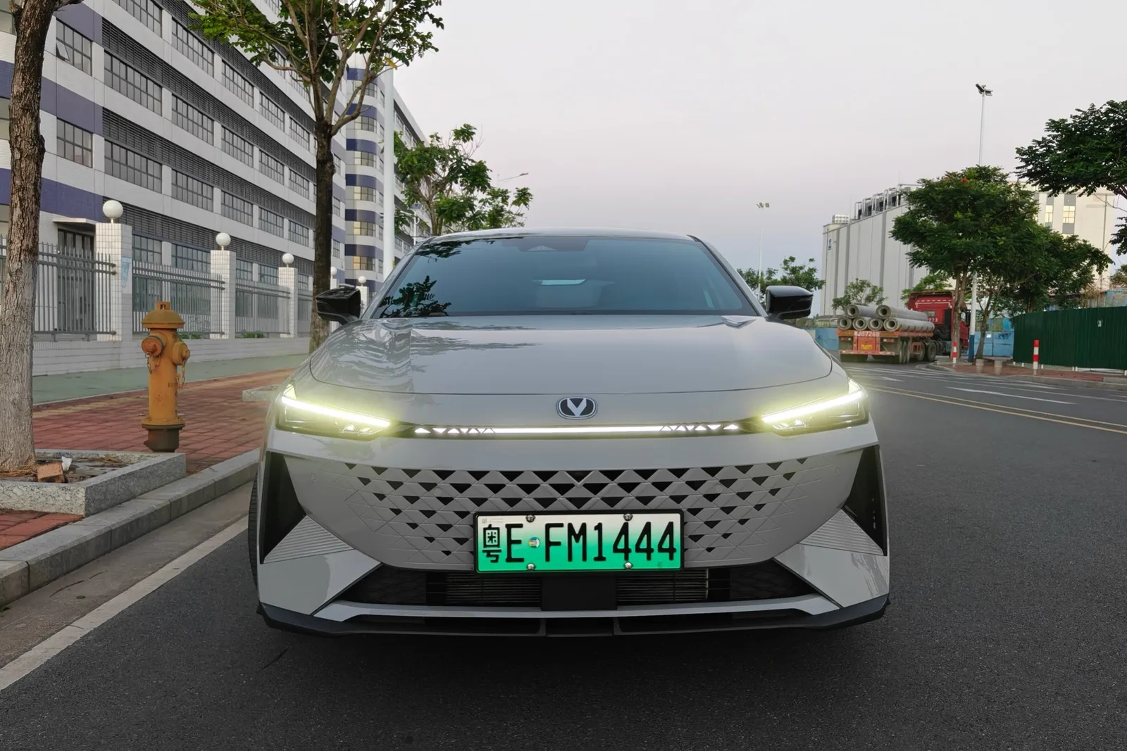 长安UNI-V iDD · FF FK07 轮毂装车实拍，第5张