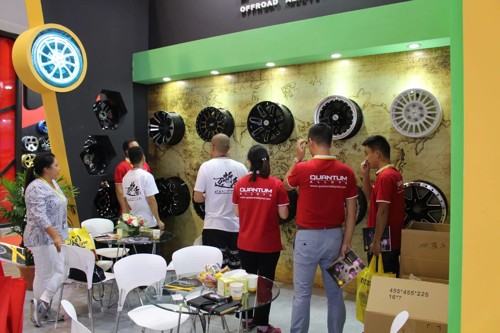 上海国际轮胎展，让更多车友用上旋压轮毂，现场影像 2