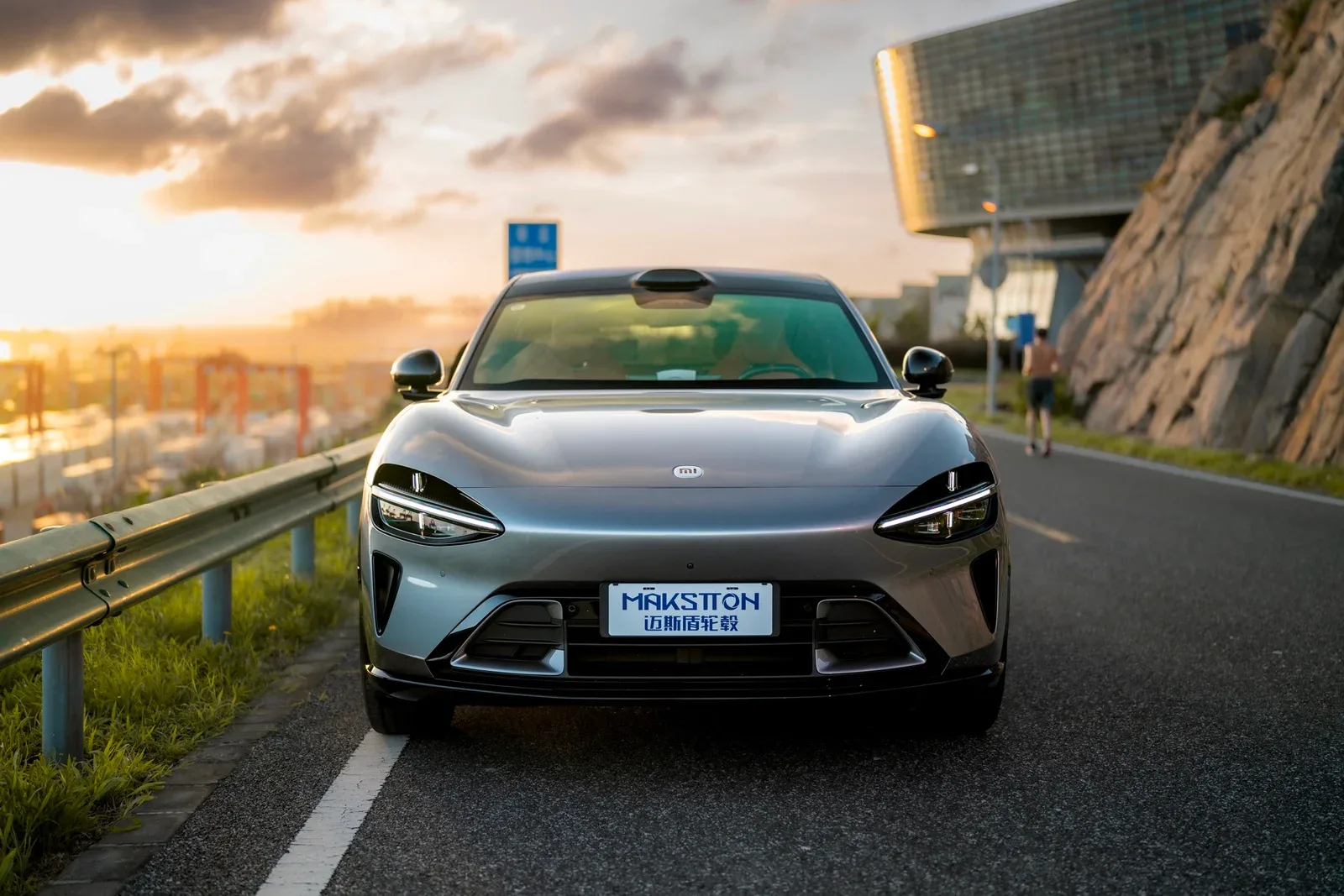 小米YU7改装MAKSTTON FG FK07R21寸轮毂实拍图（第4张）