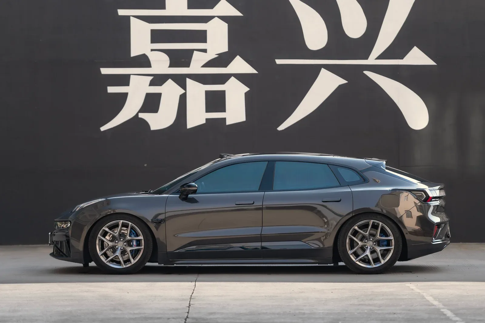 极氪001改装MAKSTTON FG FK07R21寸轮毂实拍图