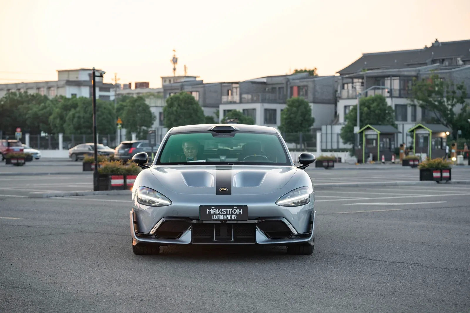 小米SU7 ULTRA改装MAKSTTON FG FK07R21寸轮毂实拍图（第4张）