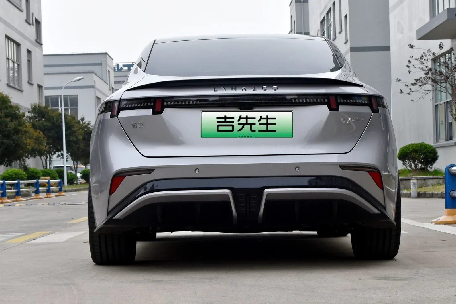 领克07 · FG FK07RL 轮毂装车实拍，第3张