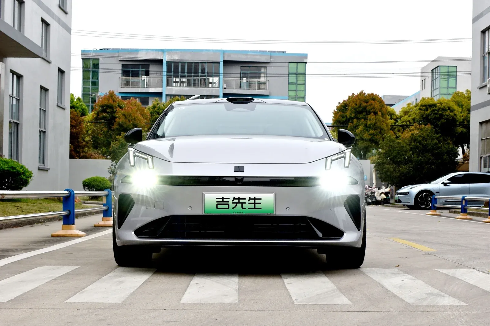 领克07 · FG FK07RL 轮毂装车实拍，第4张