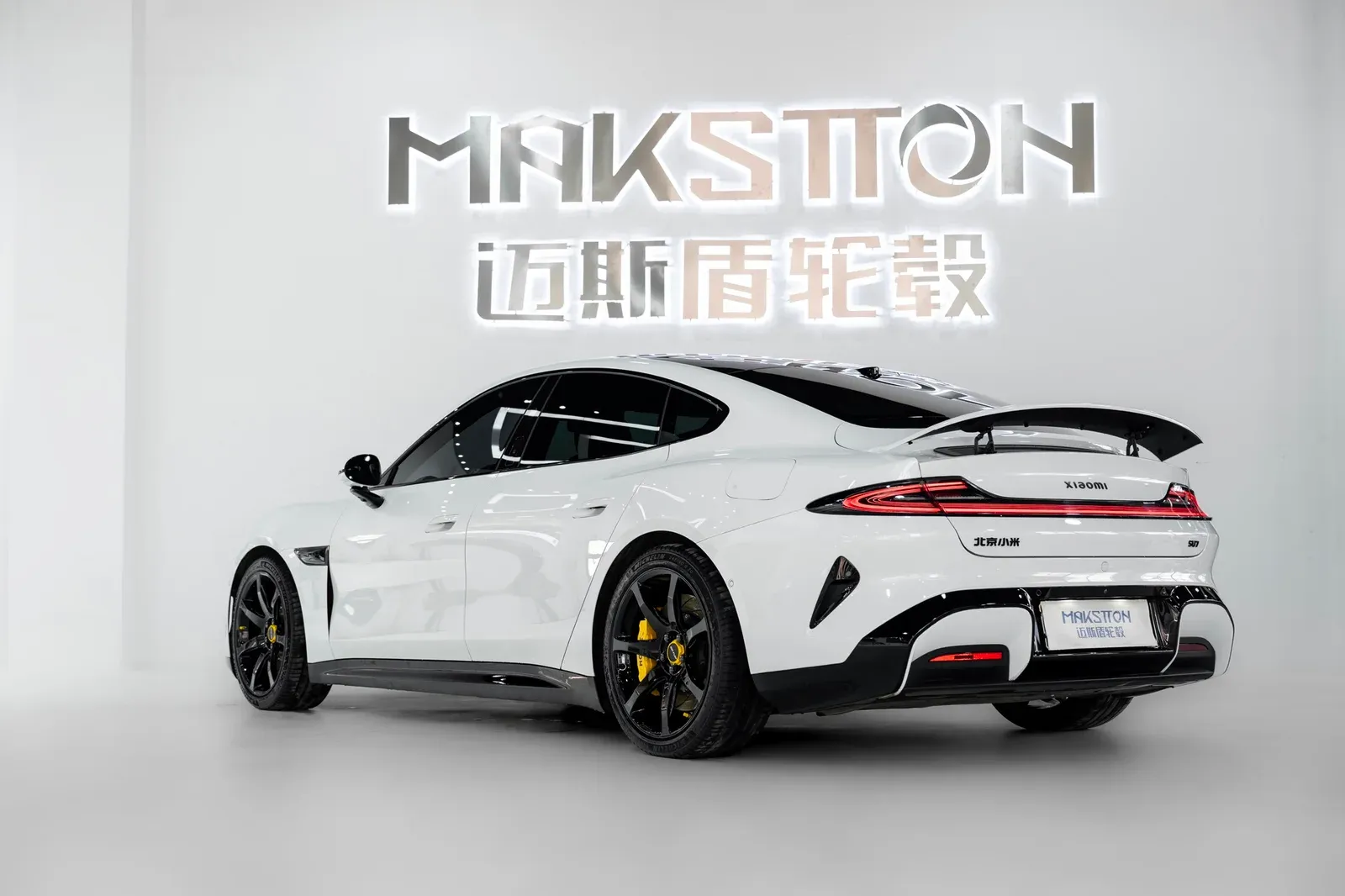 小米SU7改装MAKSTTON FG MR720寸轮毂实拍图（第3张）