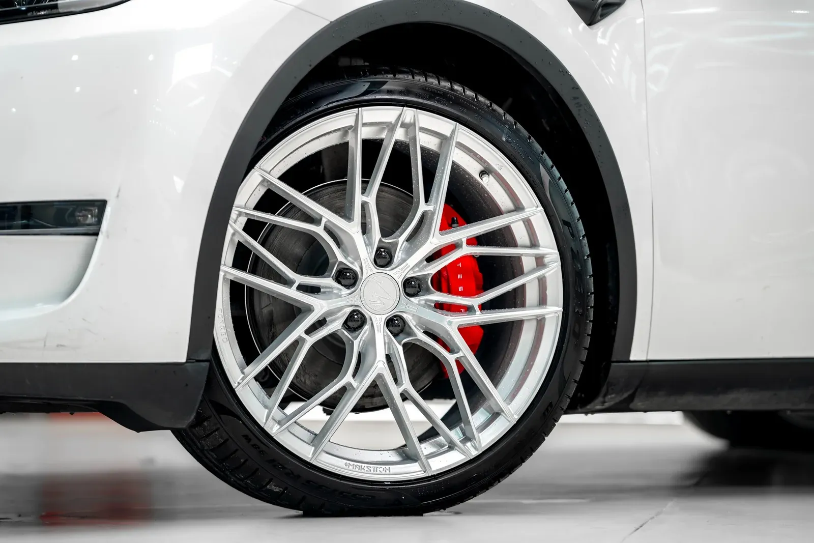 特斯拉ModelY · FG FK08 轮毂装车实拍，第6张