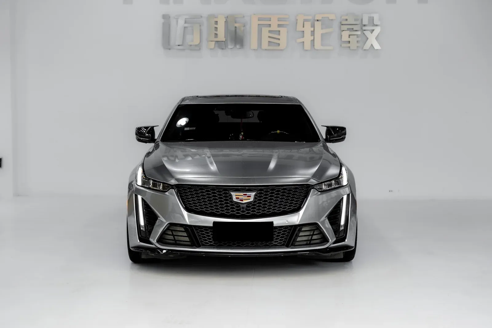 凯迪拉克CT5 · FG FK08 轮毂装车实拍，第4张