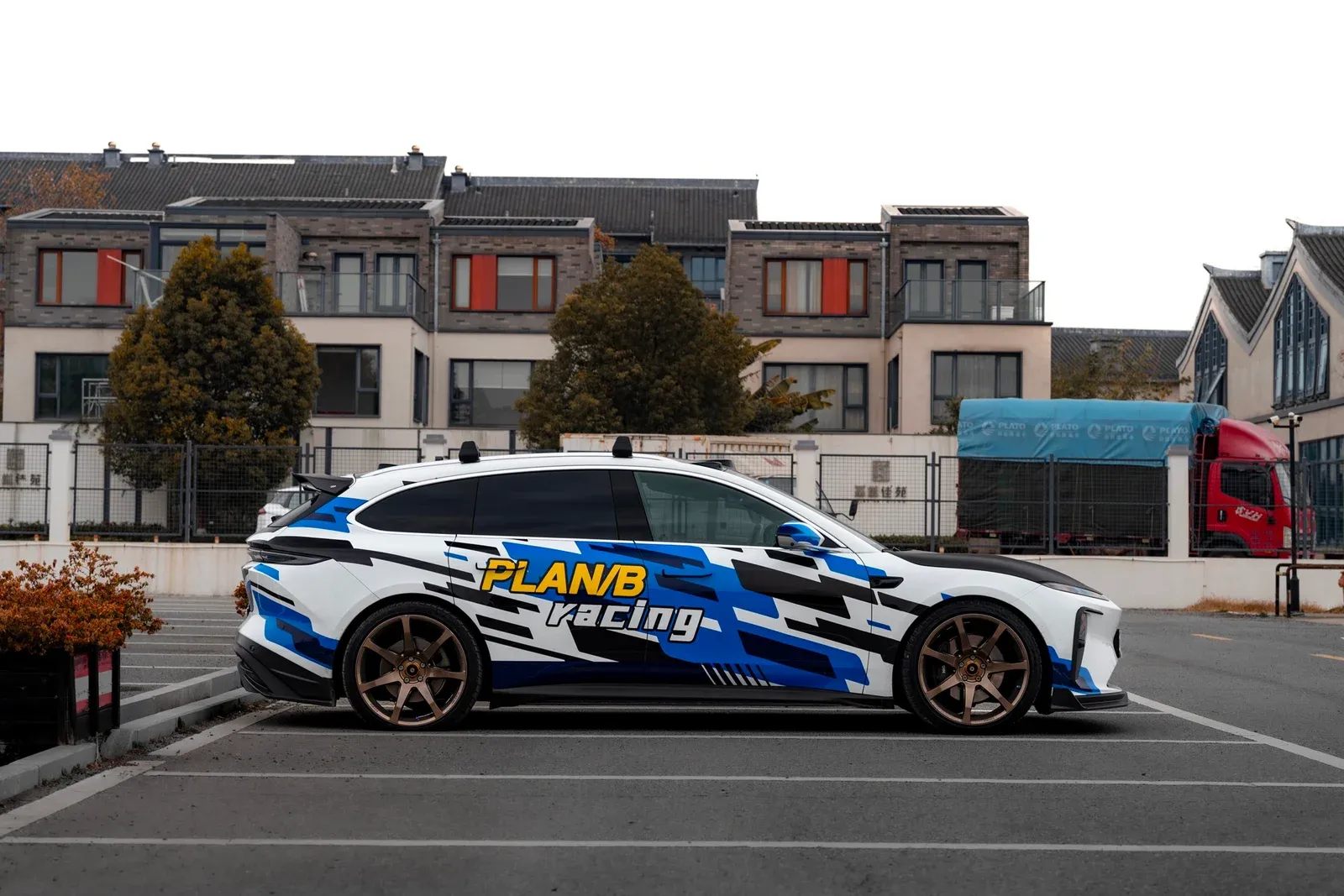 蔚来ET5T · FG MR7 轮毂装车实拍，第1张