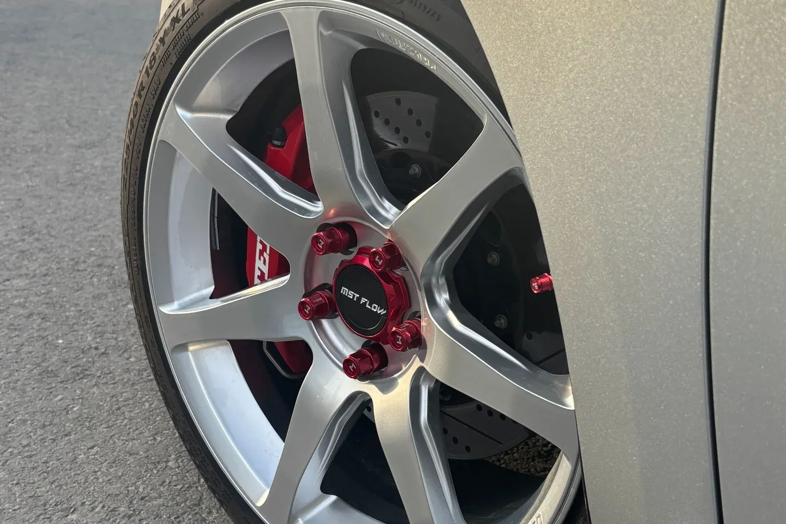 大众高尔夫七代GTI · FG MR7 轮毂装车实拍，第6张