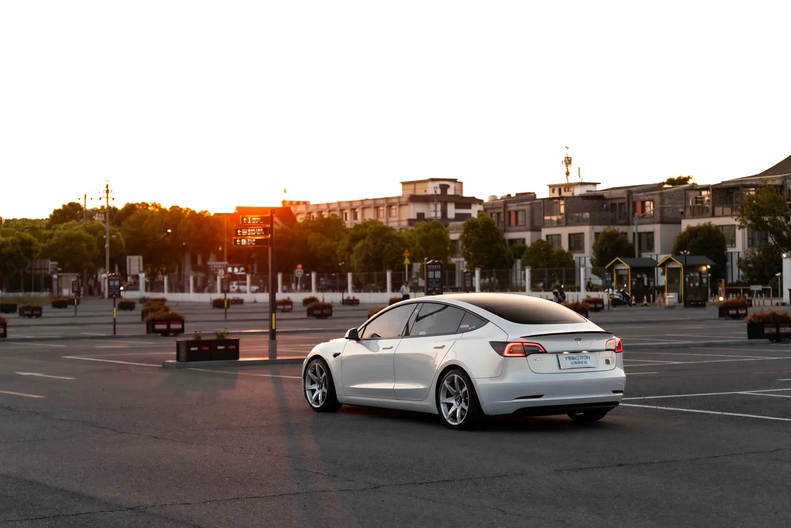 特斯拉Model3 · FG MR7 MONO 轮毂装车实拍，第3张