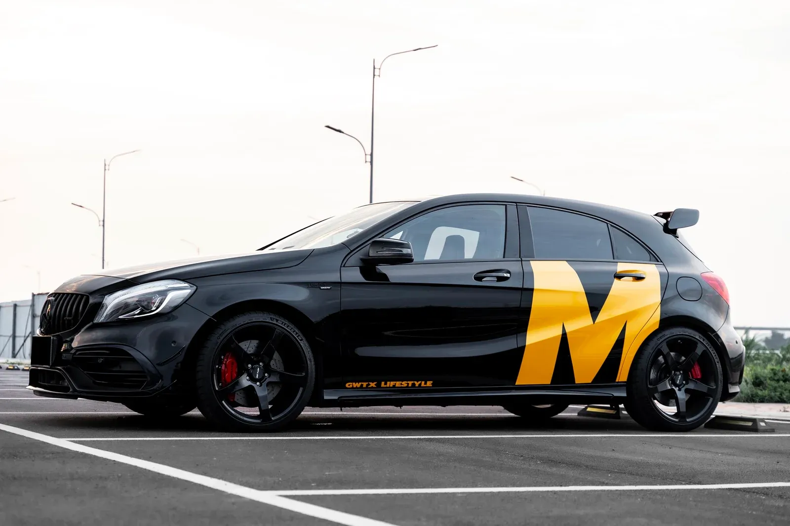 奔驰A45AMG · FG MR5 轮毂装车实拍，第2张