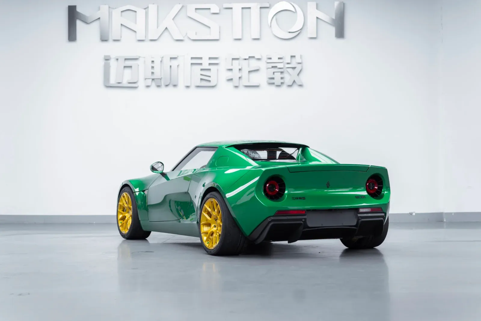 小跑车SC01改装MAKSTTON FG RE0718寸轮毂实拍图（第4张）