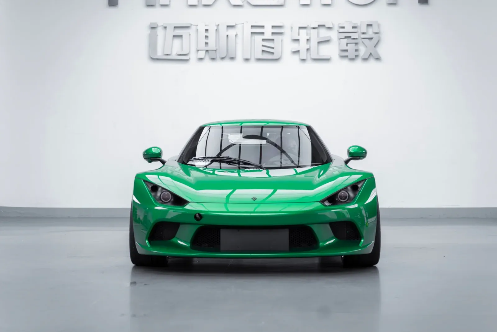 小跑车SC01改装MAKSTTON FG RE0718寸轮毂实拍图（第6张）