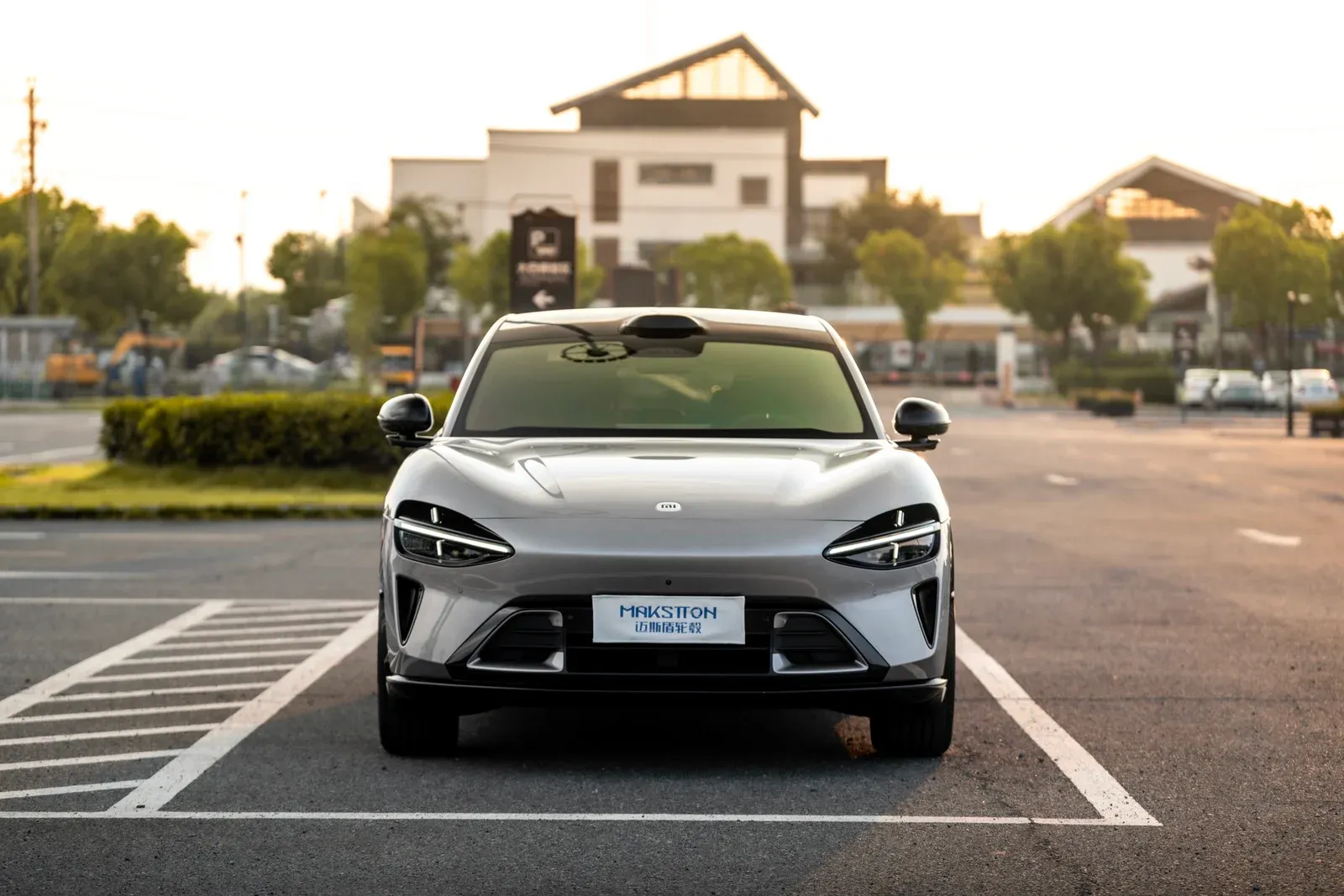 小米YU7 · FG 715 轮毂装车实拍，第4张