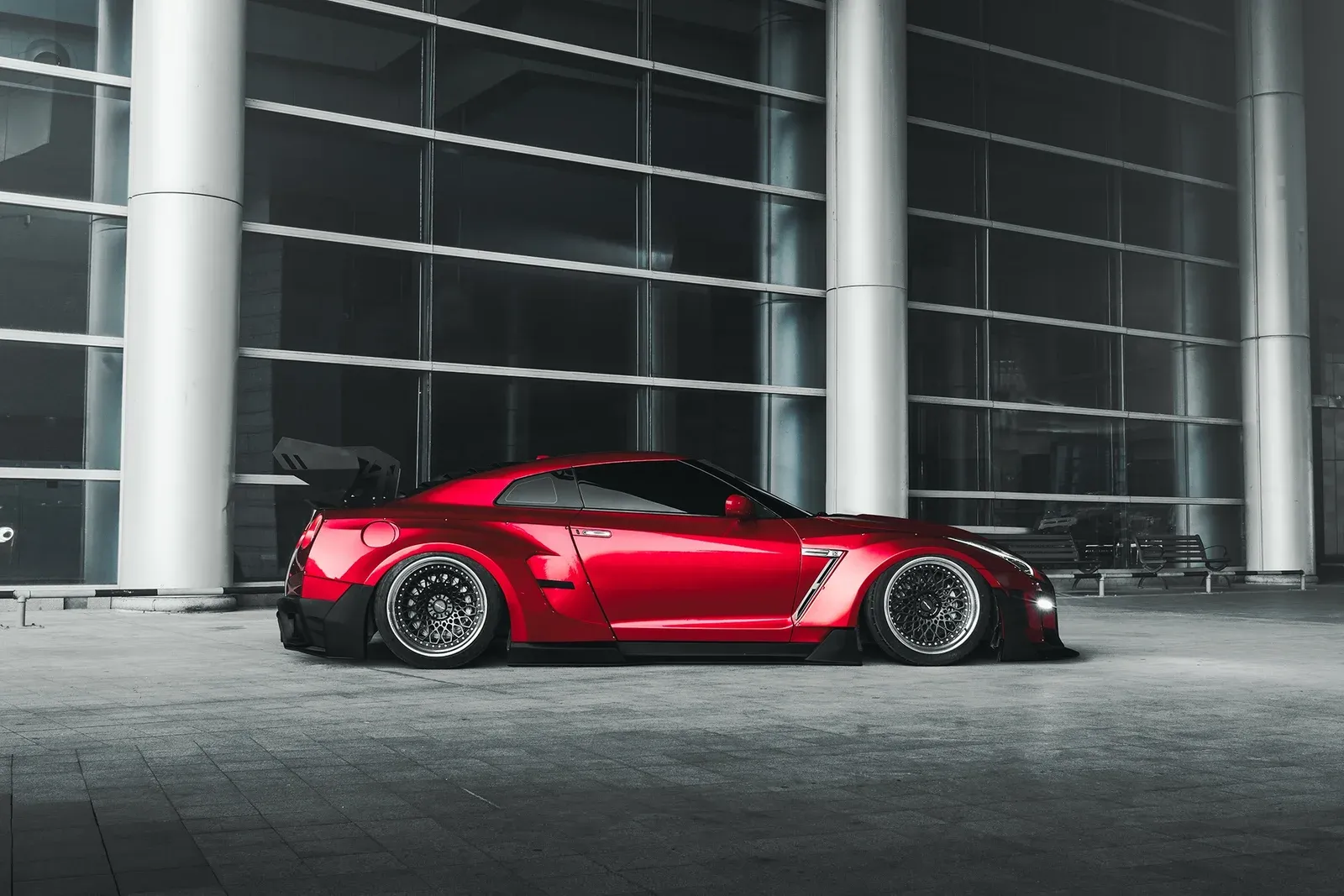 日产GT R R35改装MAKSTTON FG2P FLORAL20寸轮毂实拍图