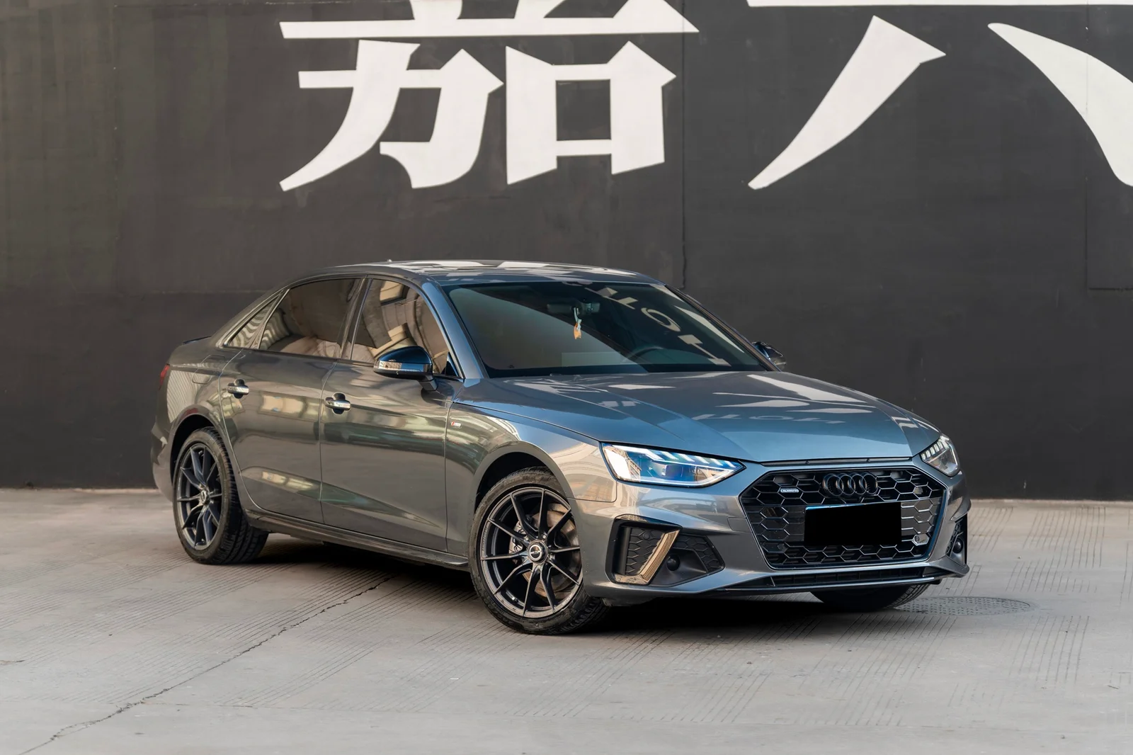 奥迪A4L · FF 011 轮毂装车实拍，第2张