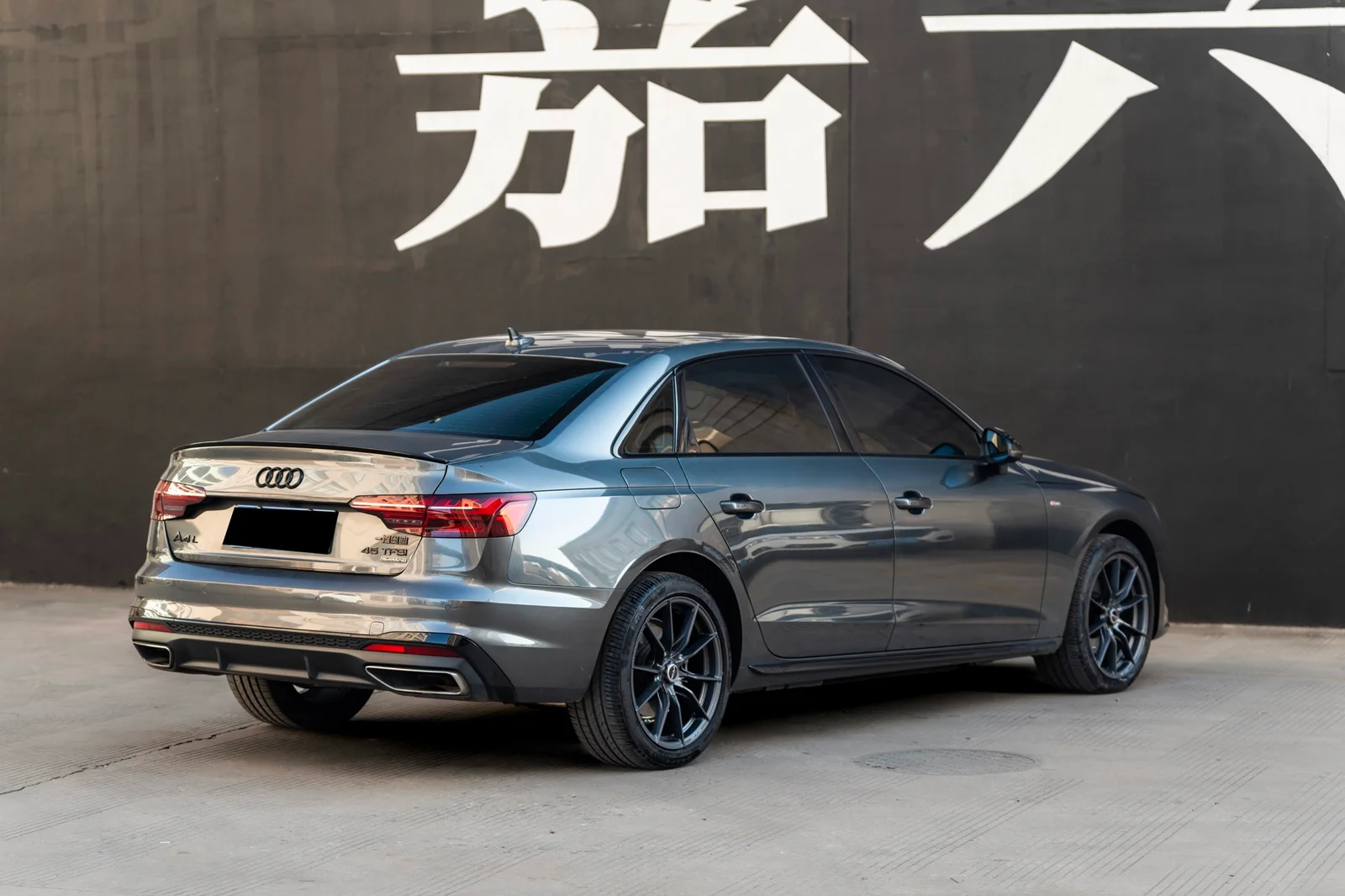 奥迪A4L · FF 011 轮毂装车实拍，第3张