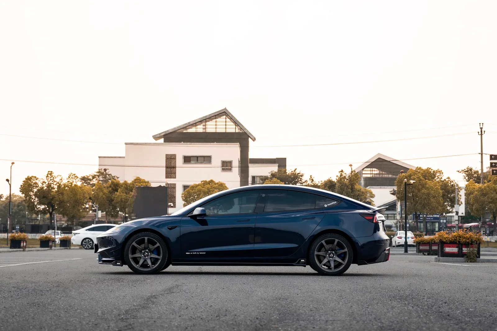 特斯拉Model3焕新版改装MAKSTTON FG MR7 MONO19寸轮毂实拍图
