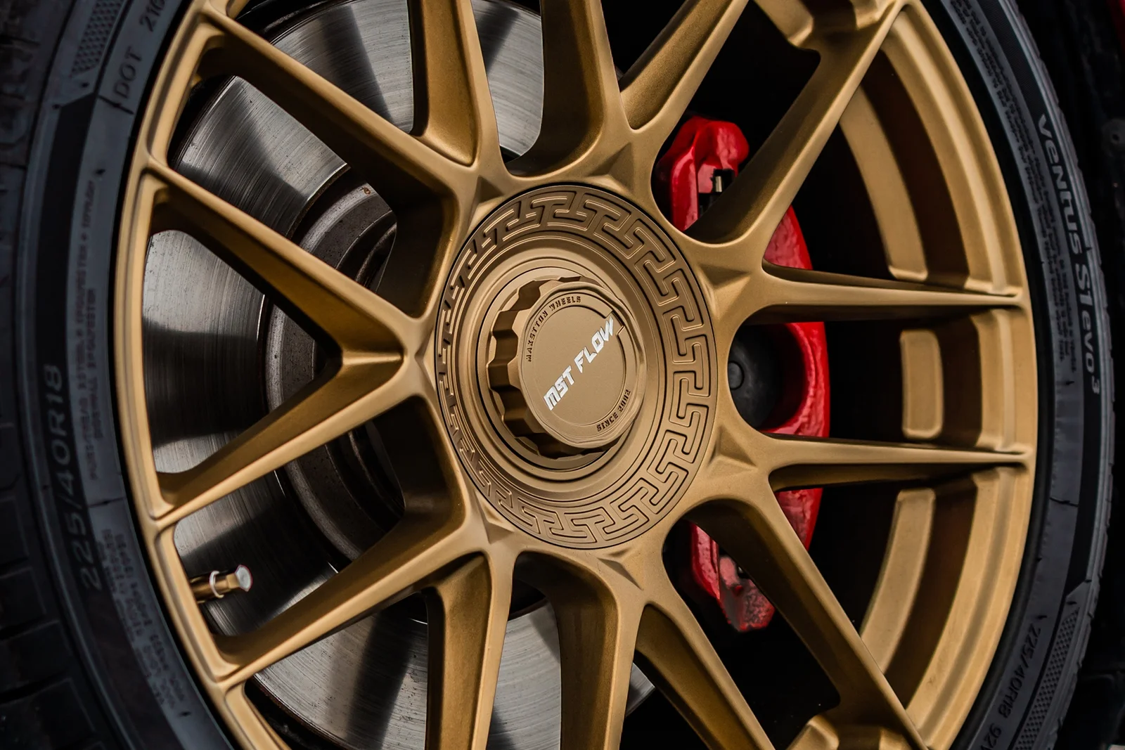 大众高尔夫八代GTI · FF CK70CE 轮毂装车实拍，第2张
