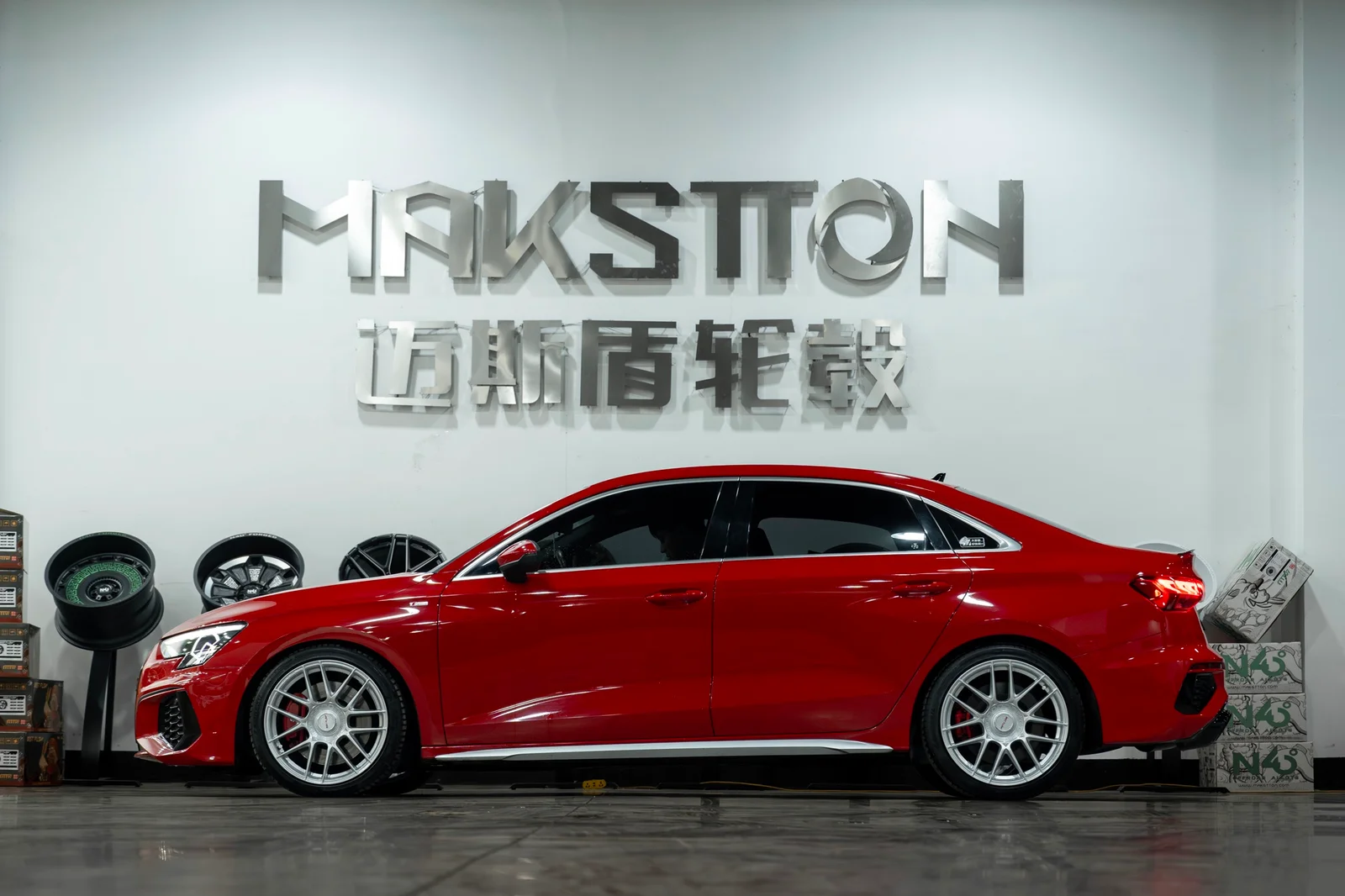 奥迪A3改装MAKSTTON FF CK70CE18寸轮毂实拍图