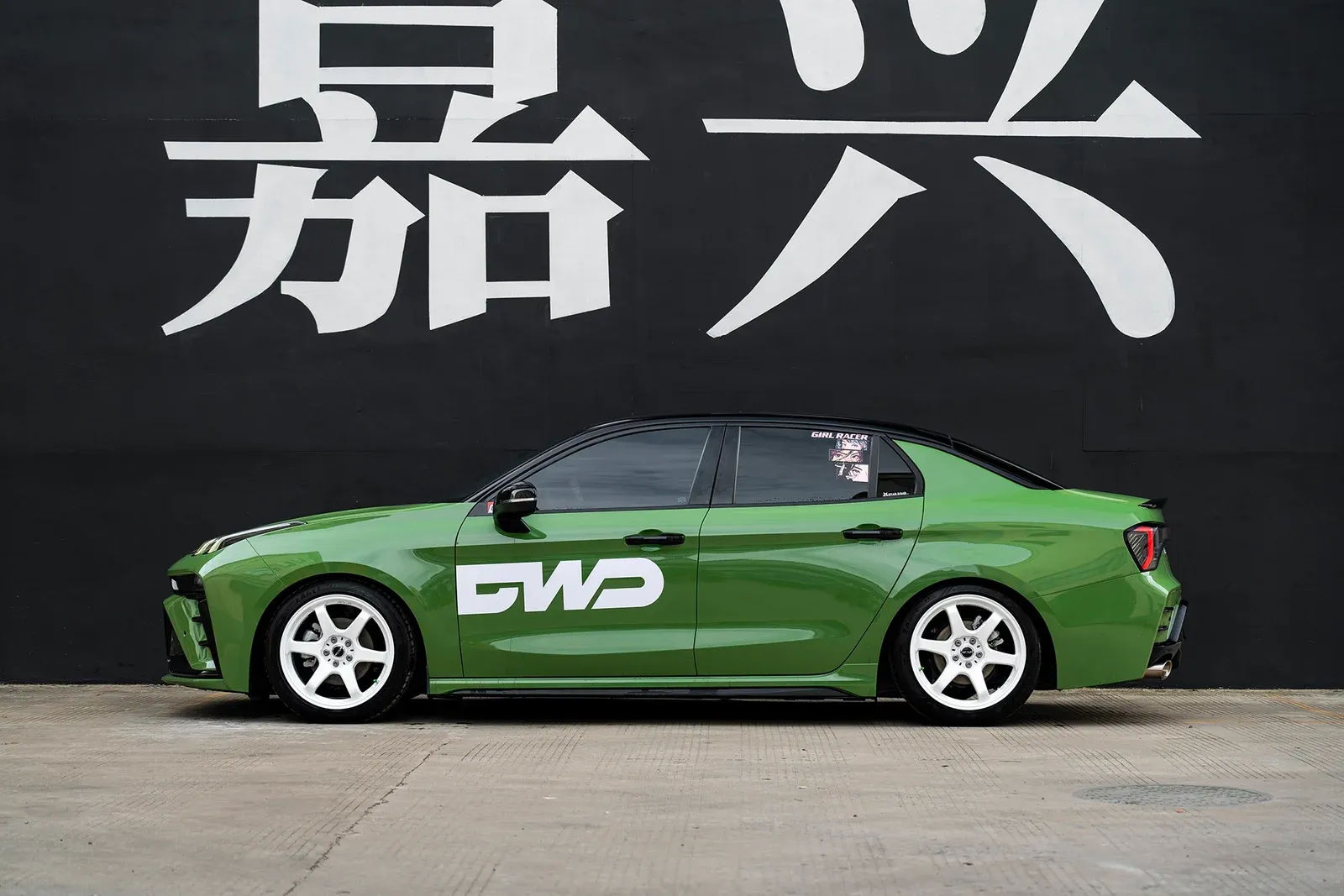 领克03搭载MAKSTTON FF 010 18寸轮毂实拍图