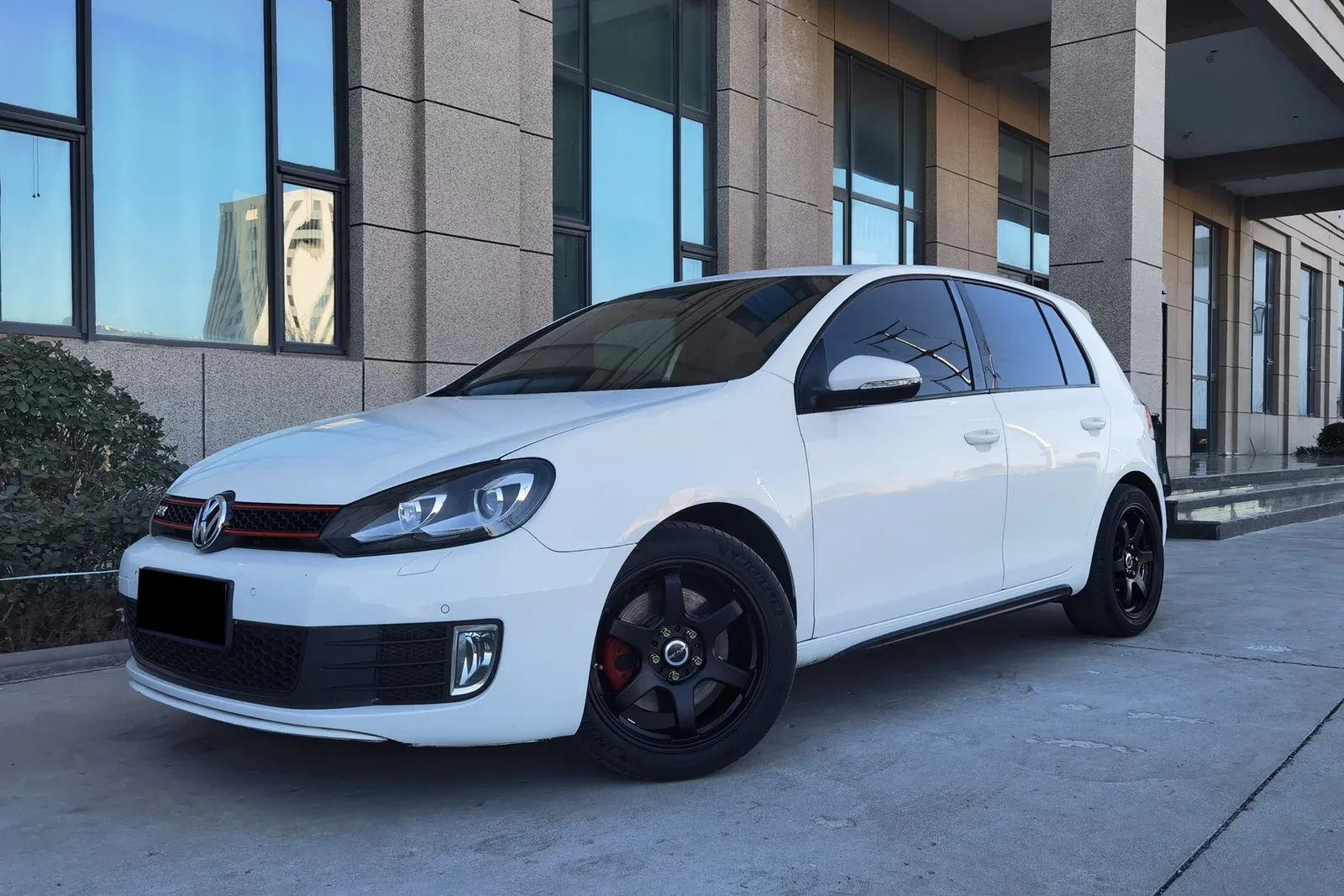 大众高尔夫六代GTI · FF 010 轮毂装车实拍，第2张