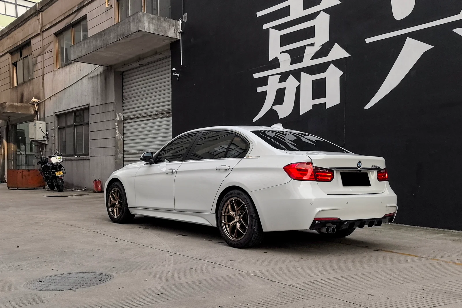 宝马328 · FF FK07 轮毂装车实拍，第3张