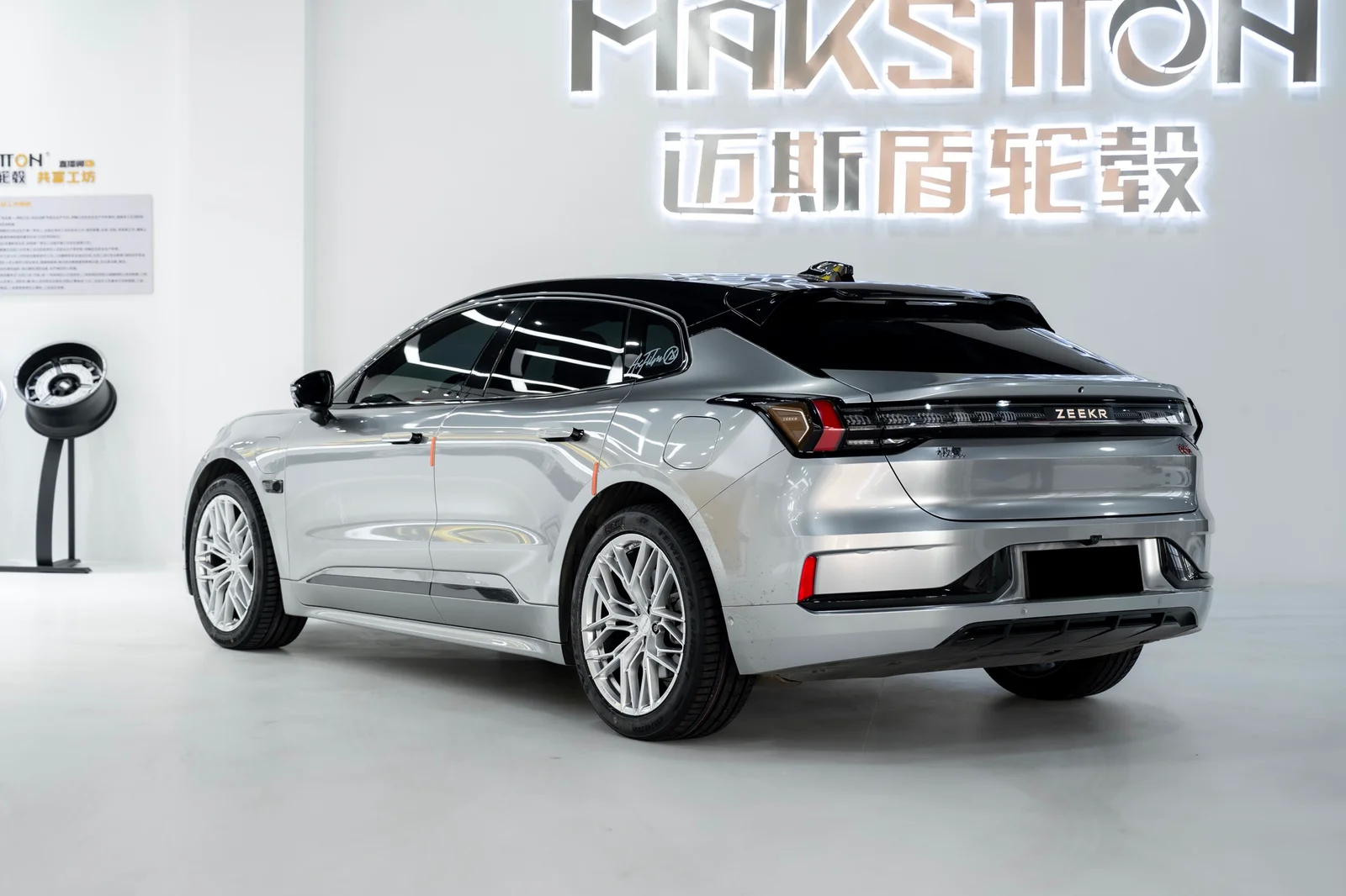 极氪001 · FF FK08 轮毂装车实拍，第3张