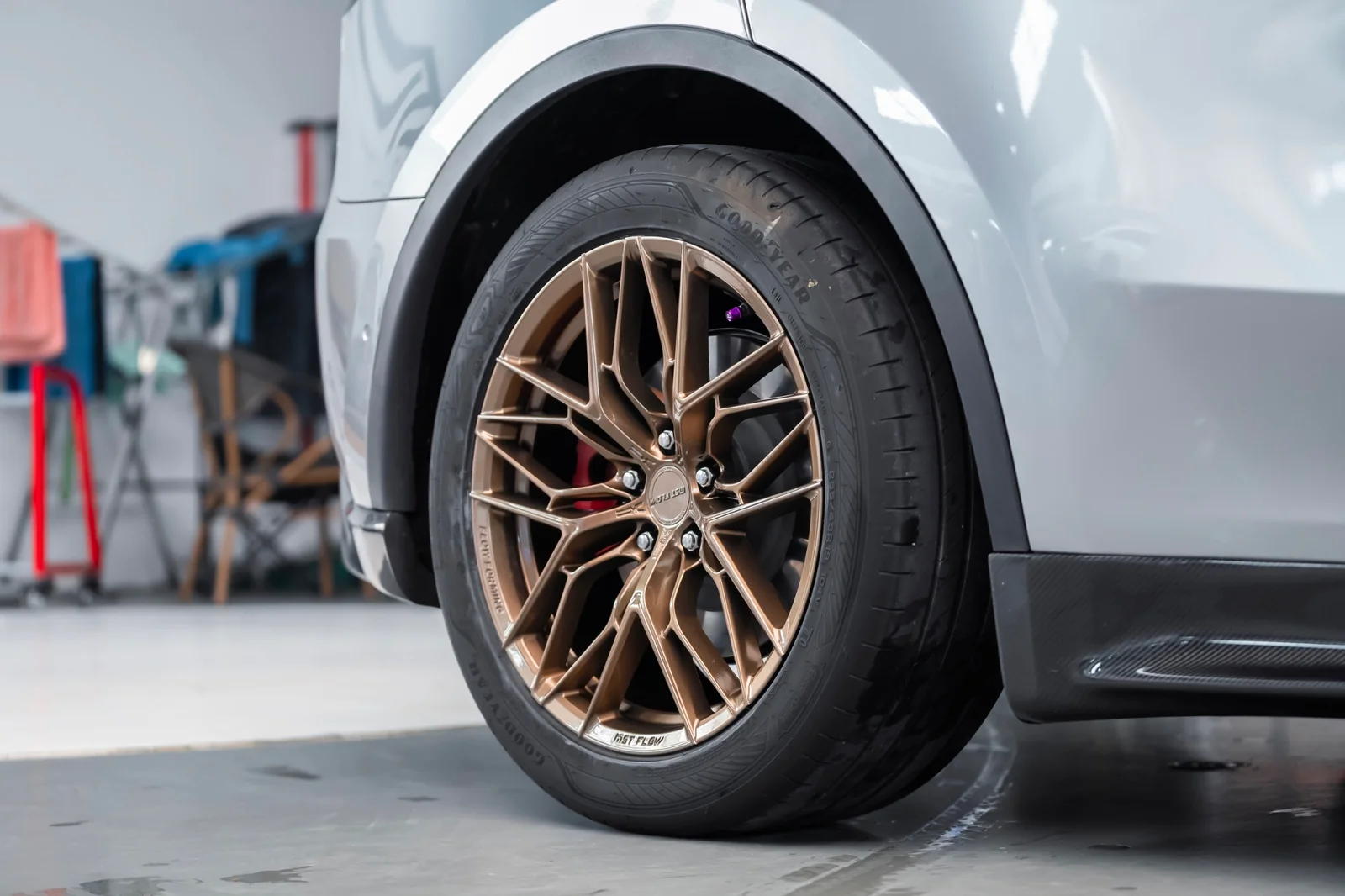 特斯拉ModelY · FF FK08 轮毂装车实拍，第4张
