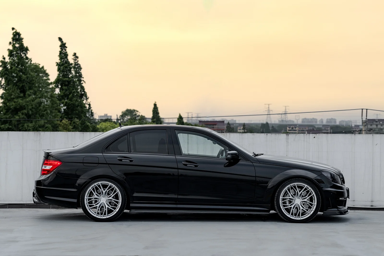 奔驰C63AMG · FF FK08 轮毂装车实拍，第1张