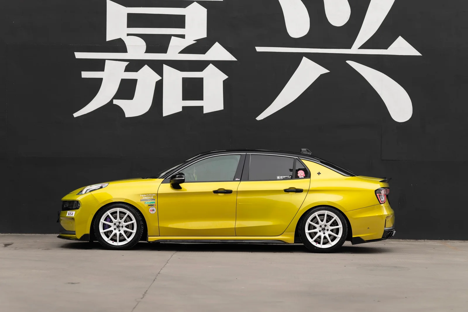 领克03+改装MAKSTTON FF FK7518寸轮毂实拍图