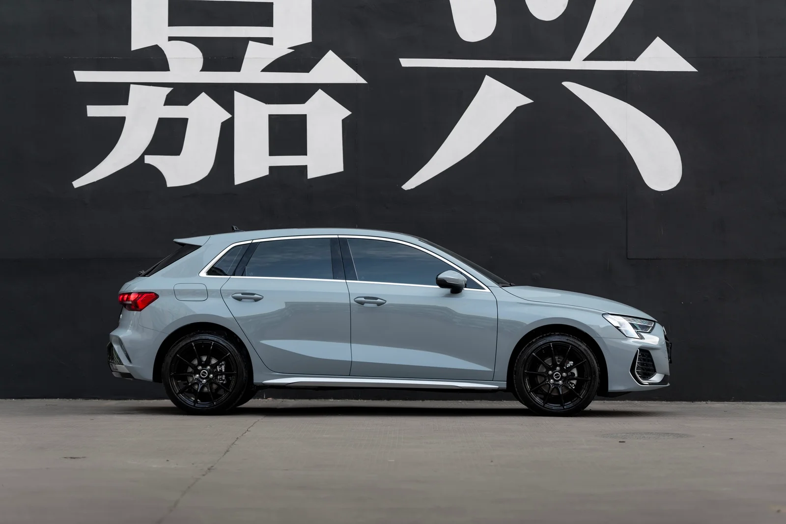 奥迪A3改装MAKSTTON FF FK7518寸轮毂实拍图