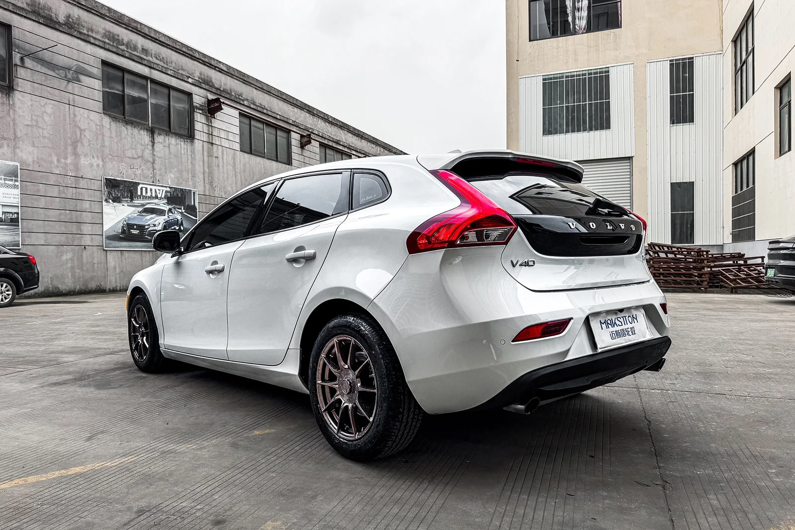 沃尔沃V40 · FF FK75S 轮毂装车实拍，第2张