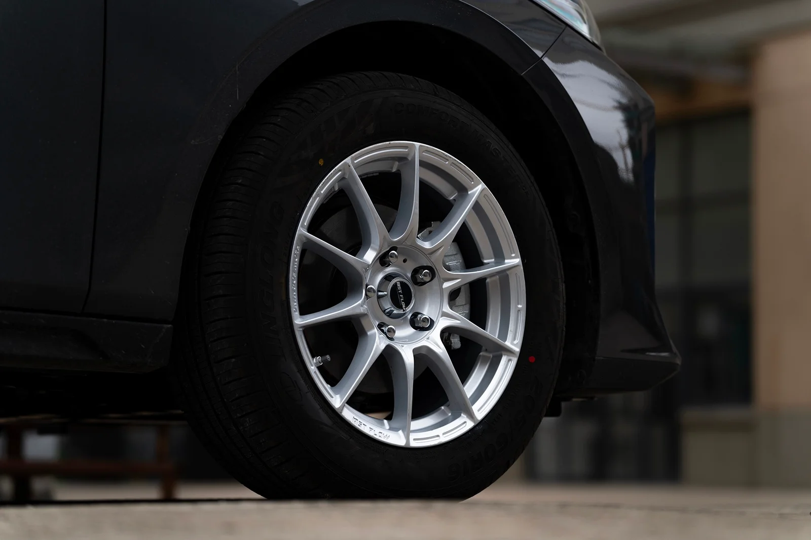 长安逸达 · FF FK75S 轮毂装车实拍，第2张