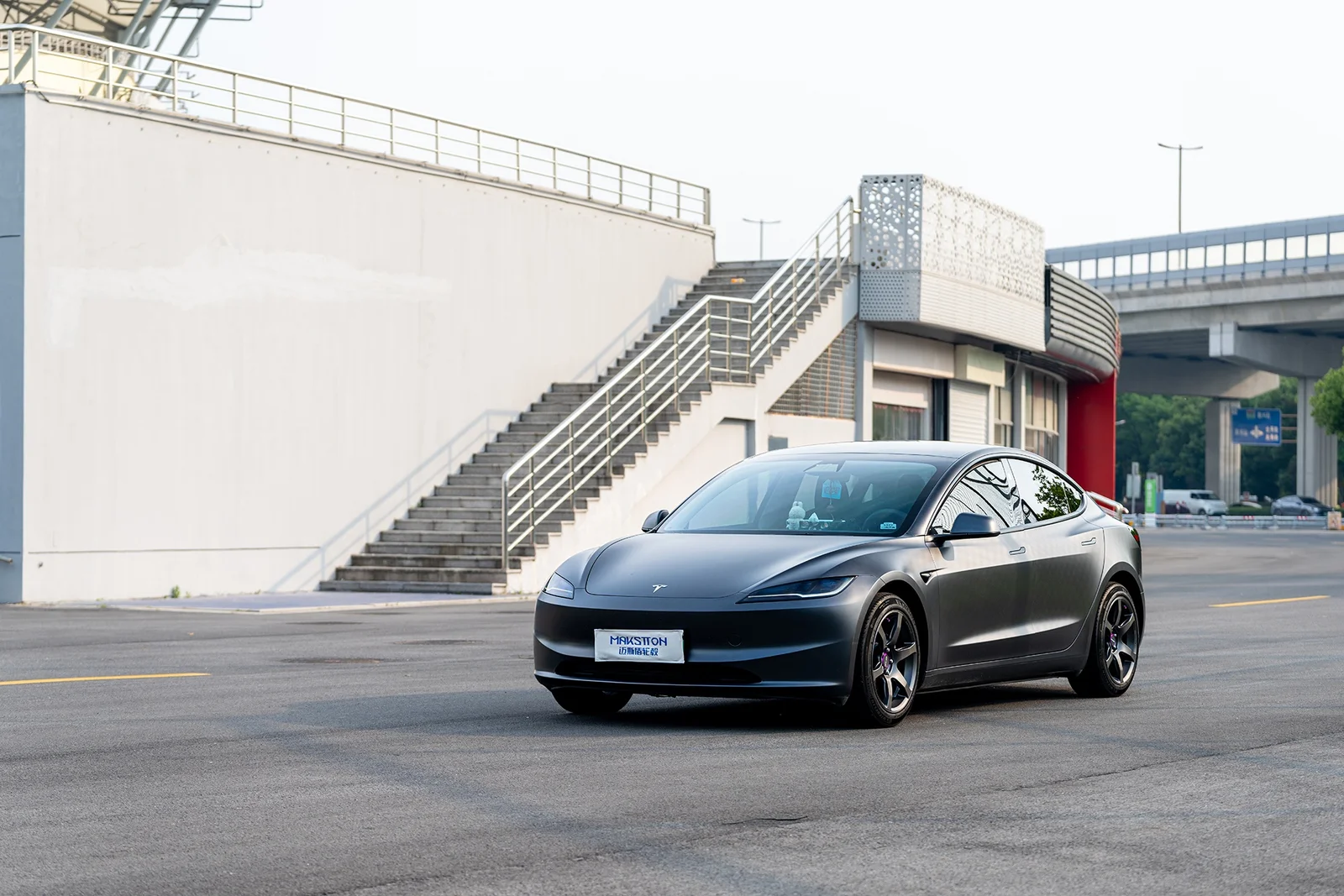 特斯拉Model3焕新版改装MAKSTTON FF MR618寸轮毂实拍图（第3张）