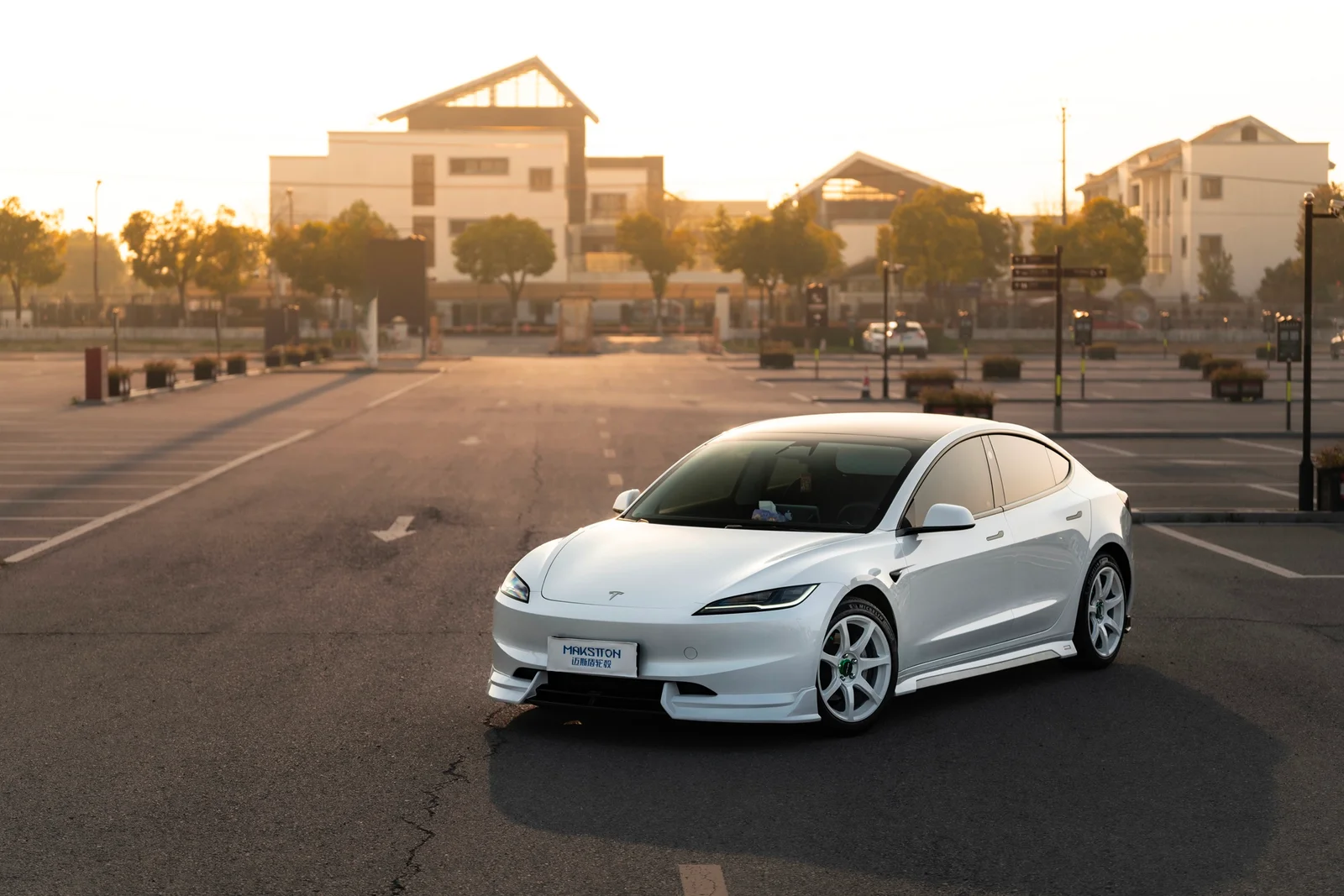 特斯拉Model3焕新版改装MAKSTTON FF MR718寸轮毂实拍图（第2张）