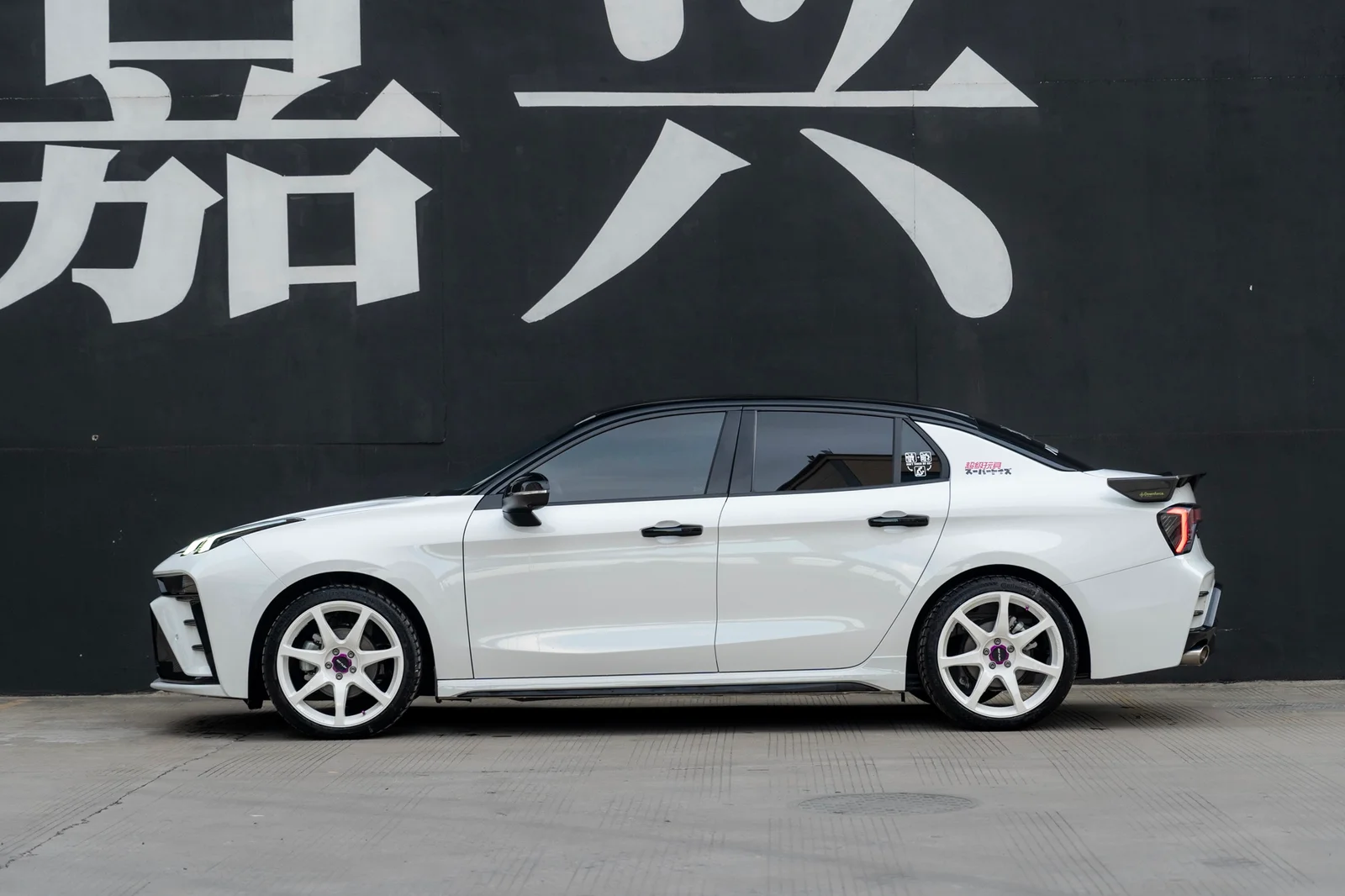 新领克03 · FF MR7 轮毂装车实拍，第1张