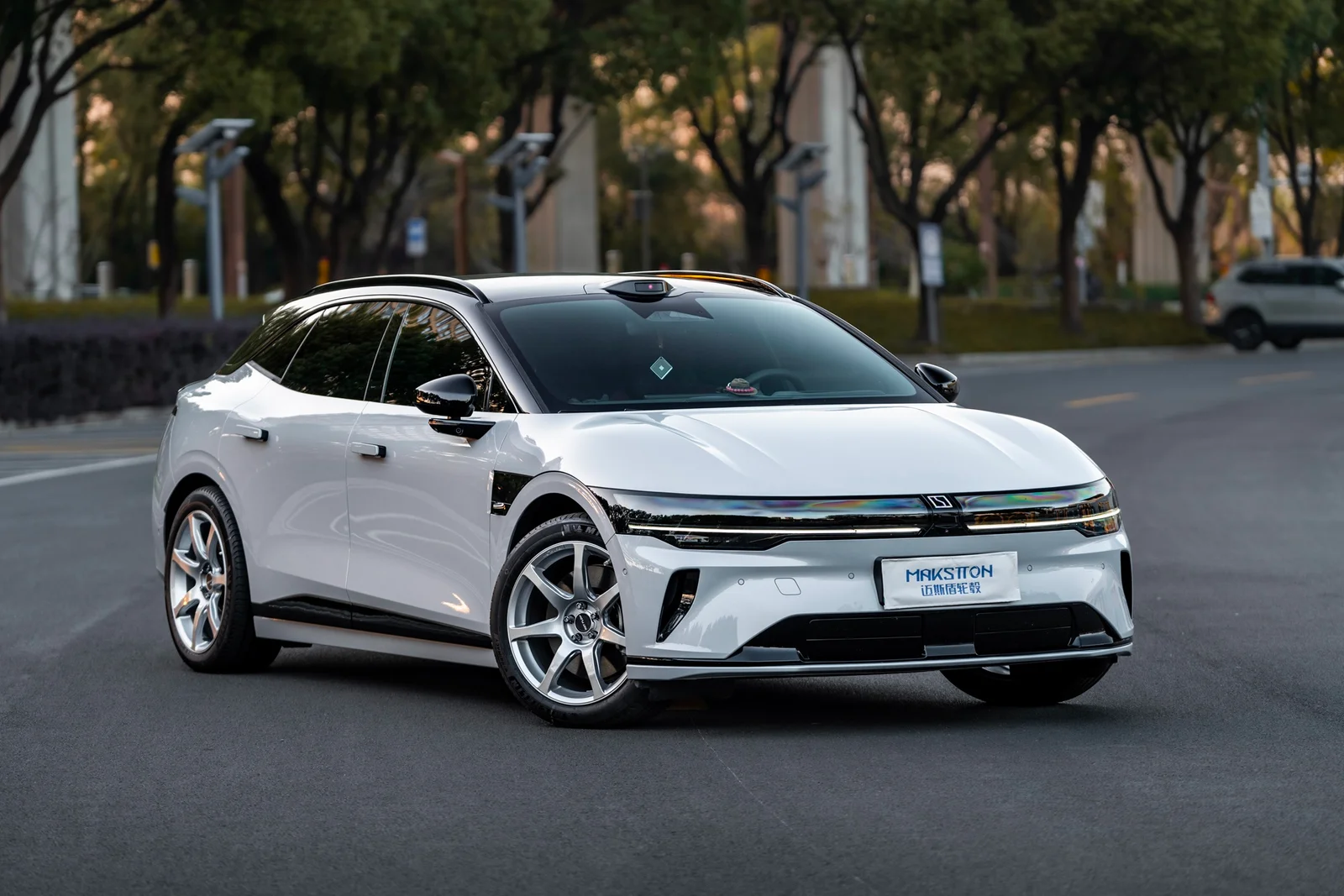 极氪007GT · FF MR7 轮毂装车实拍，第2张