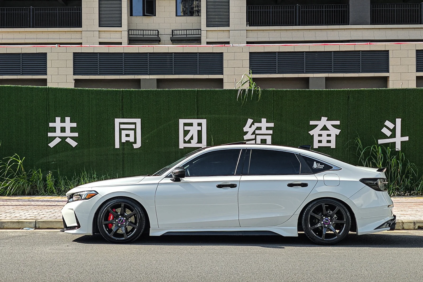 本田十一代思域搭载MAKSTTON FF MR7 18寸轮毂实拍图