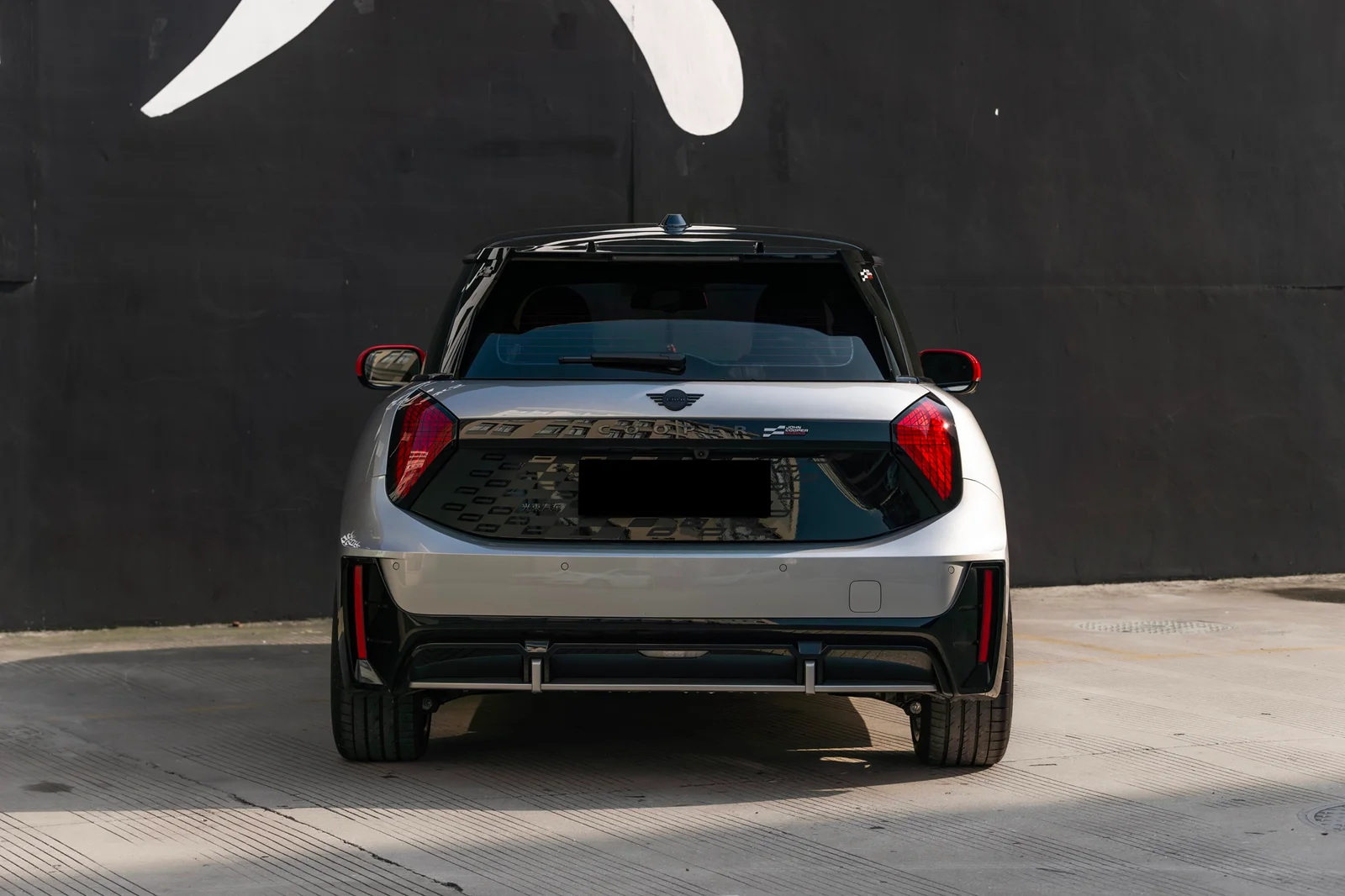 电动MINI JCW · FF MR7 轮毂装车实拍，第5张