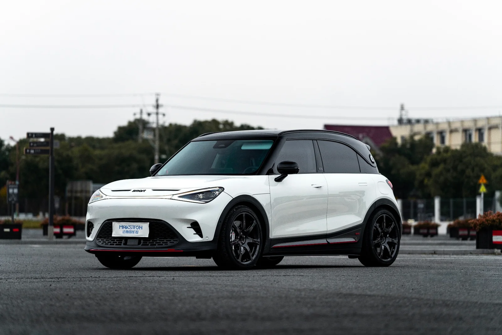 SMART精灵1号 · FF MR7 轮毂装车实拍，第4张